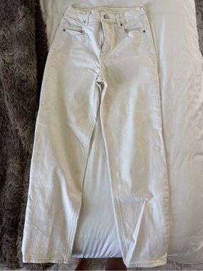Old Navy Cream Straight-Leg Jeans